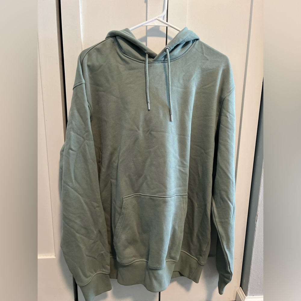 NEW WITH TAGS! Never worn weighted H&M hoodie
